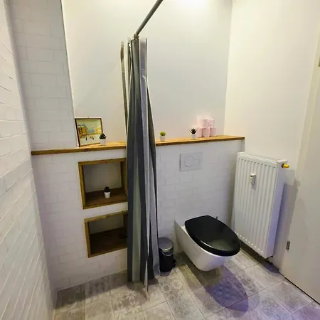 Contemporary Comfort 1br In Appartement Hesperange